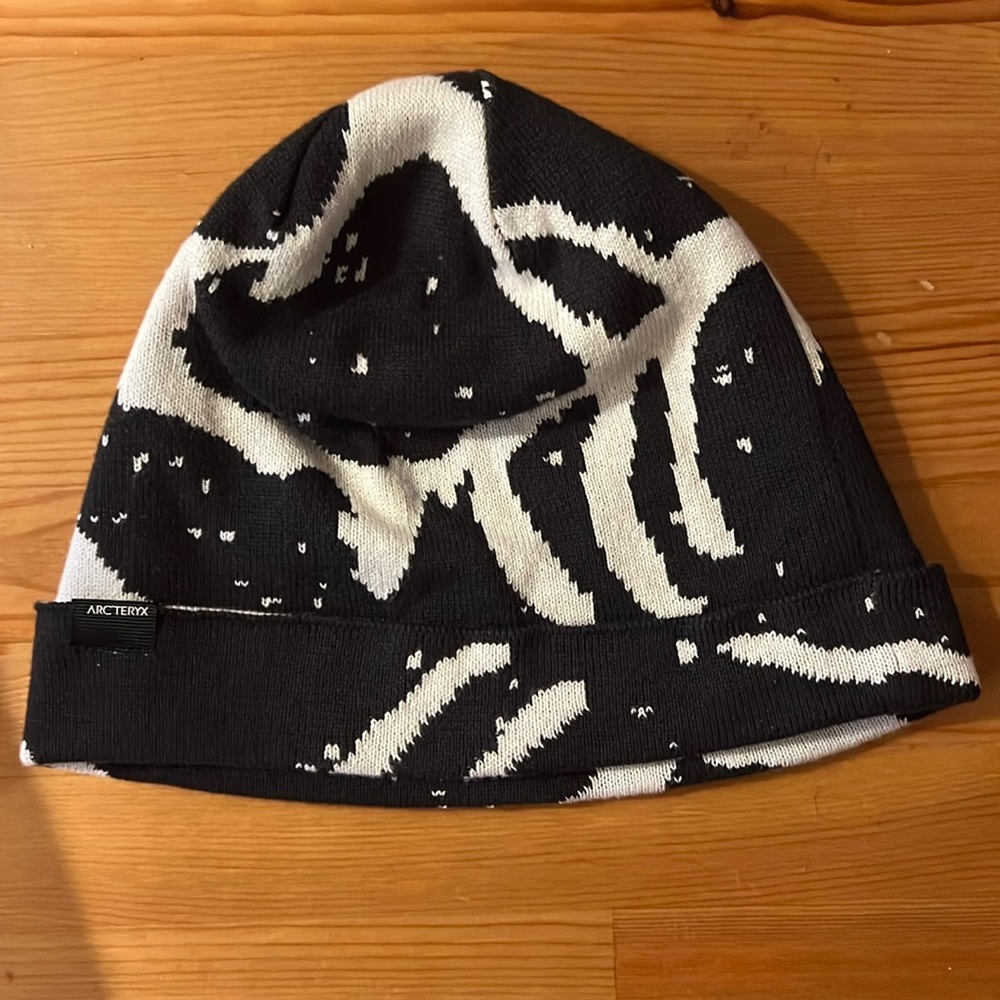 Arcteryx Lightweight Grotto Toque
